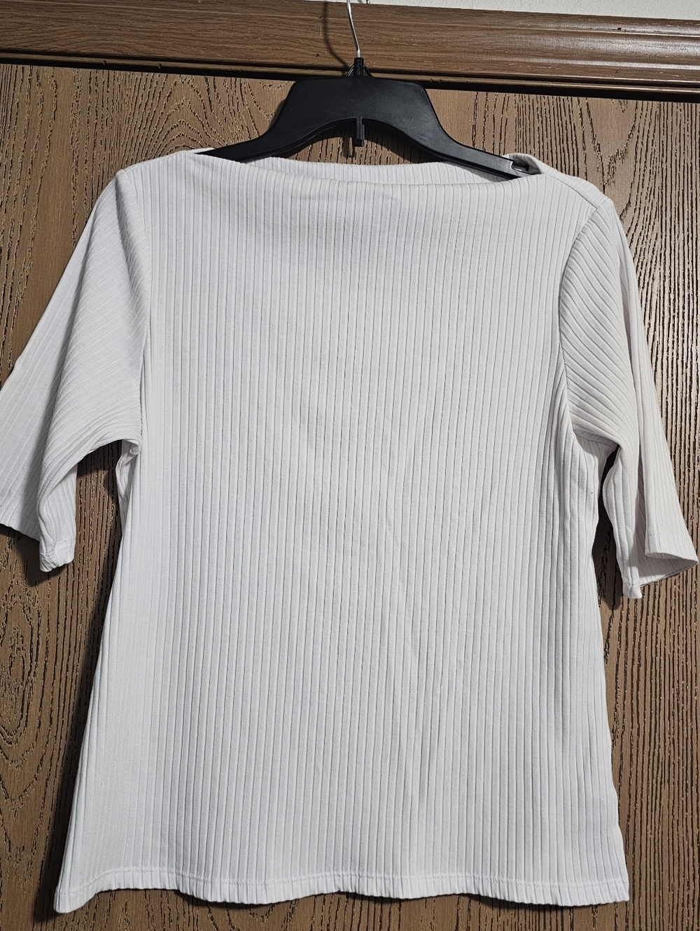 Old Navy Women’s Boatneck White Ribbed Short Sleeve Top